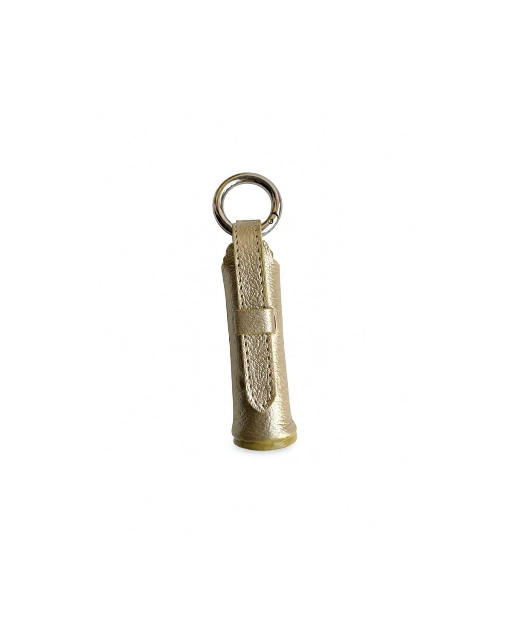 Lipstick Charm Dorado – Accesorio para Bolso